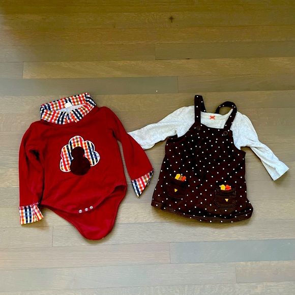 Twin T-day Outfits - 12m Girl/boy - Picture 1 of 4